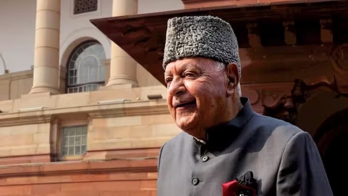 मोदी के मुरीद हुए फारूक अब्दुल्ला, तारीफ में पढ़े कसीदे, क्या ये है NDA के साथ जाने का इशारा?