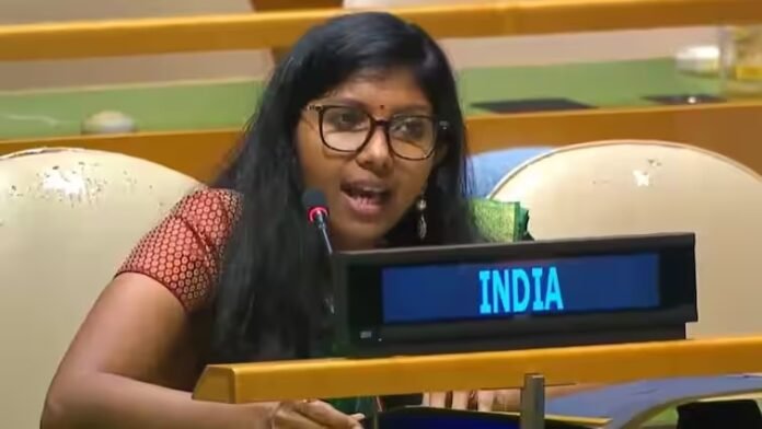 भारत ने UNGA में पाकिस्तान को दिया करारा जवाब, 'शहबाज का भाषण सिर्फ एक मजाक'